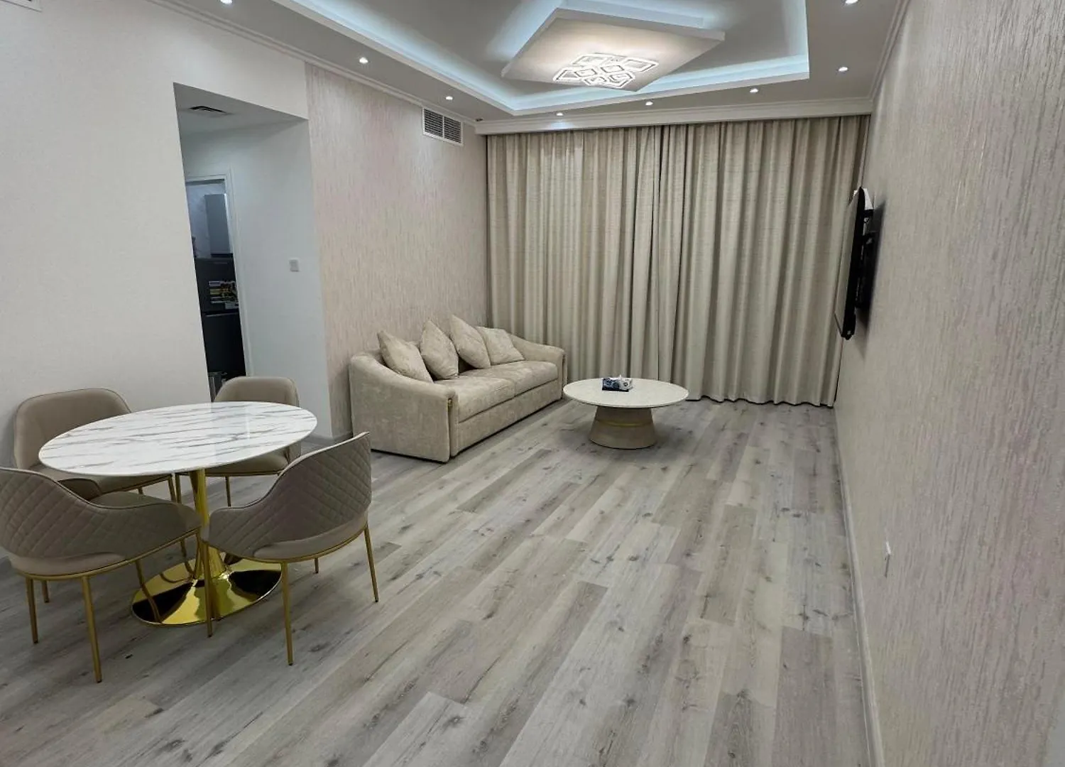 Icon Tower 1 , Jlt 1Bhk Apartment Dubai